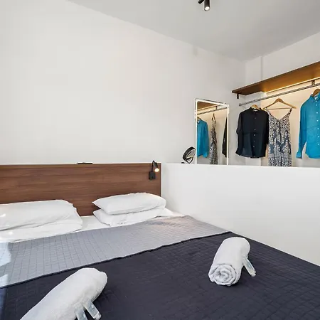 Newly Renovated Seaview In איה נאפה