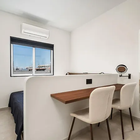 Newly Renovated Seaview In * איה נאפה