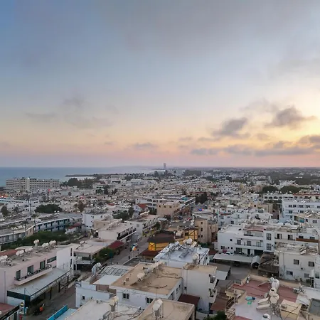 Newly Renovated Seaview In דירה איה נאפה